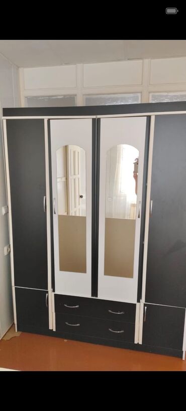 Mebel: İşlənmiş, Açılan, Düz dolab, Qarderob, paltar dolabı