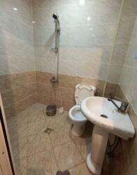 Uzunmüddətli kirayə mənzillər: Uzun muddetli kiraye verilir . Oz evimdi makler deyilem . Azadliqda — 5