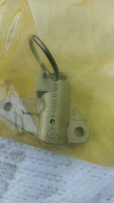 Natyajitel: Məhsul: Zəncir gərginləşdiricisi və bələdçi relslər dəsti Təsvir: - — 2