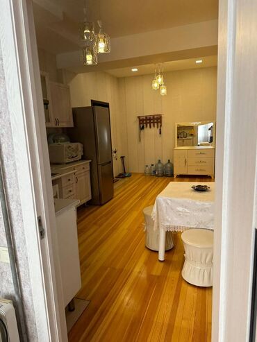 Uzunmüddətli kirayə mənzillər: Xətai metrosuna yaxın, yeni tikili, 16 mərtəbəli binanın 6-cı -da lalafo.az — 8 Uzunmüddətli kirayə mənzillər: Xətai metrosuna yaxın, yeni tikili, 16 mərtəbəli binanın 6-cı — 8