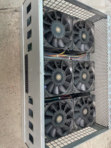 серверы 1u rackmount: Продаю Вентилятоы Кулера в блоке по 12 штук . Работают от 220 вольт