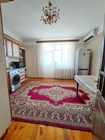 Yeni tikili: 8-ci kilometr, 4 otaqlı, Yeni tikili, m. Xalqlar Dostluğu, 131 kv. m — 8