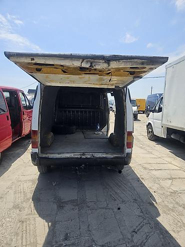 lexus az: Ford Transit: 2.5 l | 2000 il 433000 km Van body type — 5
