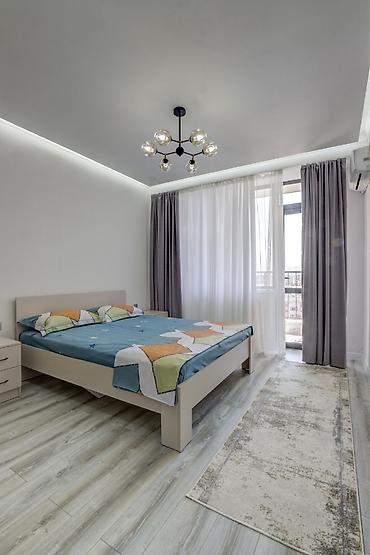 centr park: 2 комнаты, Бишкек Парк ТРЦ, Душевая кабина, Постельное белье, Кондиционер — 7