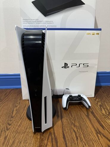 Brand new original sony playstation 5 comes with 10 games and 2