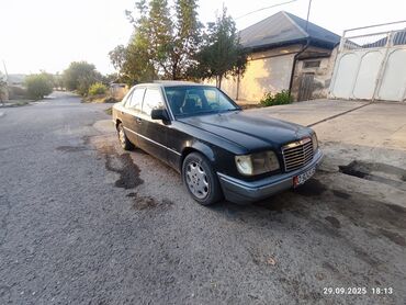 уплотнитель капота: Mercedes-Benz E-Class: 1993 г., 2.2 л, Механика, Бензин, Седан