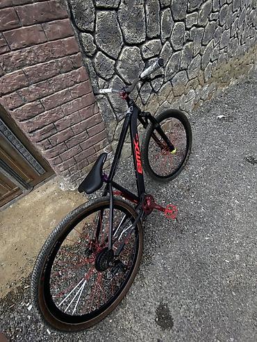 yük velosiped: BMX üslubunda dağ/şəhər velosipedi - Rəng: qara gövdə, qırmızı “BMX” — 3