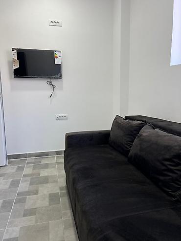 Dugoročni najam stanova: Izdajem vise stanova u blizini okretnice 31 i 17. Stanovi imaju po — 8