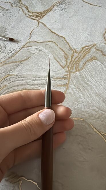 Manikür, pedikür aparatları: Manikür üçün avadanlıq dəsti tək tək də satılır hər biri Tərkib: - — 21