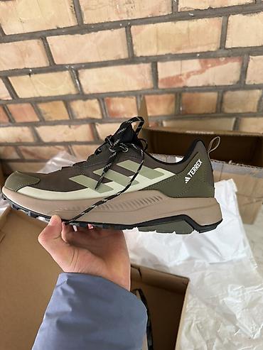 Кроссовки и спортивная обувь: Мужские кроссовки, 44, Adidas, Новый, Бесплатная доставка — 9