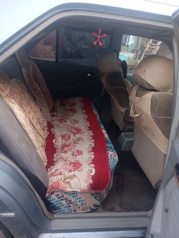 Mercedes-Benz: Mercedes-Benz W124: 1988 г., 2.3 л, Механика, Бензин, Седан — 9