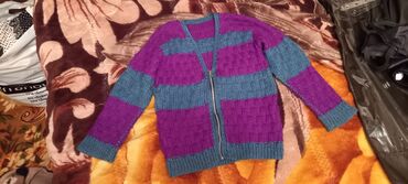 вязаный свитер: Кофта вязаная до 8 л