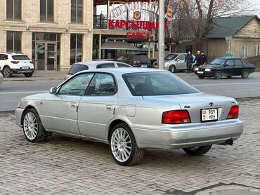 Toyota: Toyota Vista: 1996 г., 2 л, Автомат, Бензин, Седан