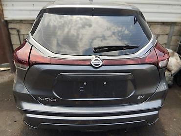 super qanadlar: Nissan Kicks, 2023 il — 2
