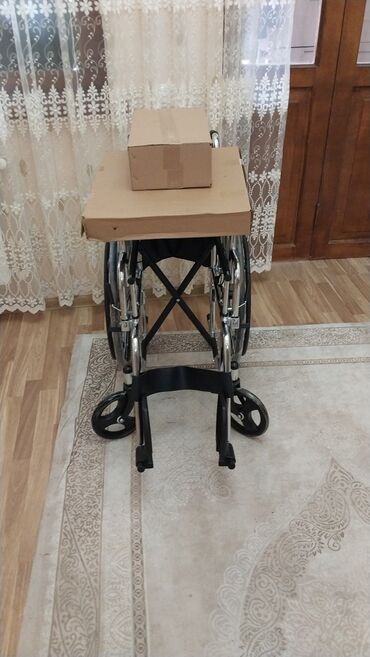 əlil arabas: Əlil arabası satılır təzədir heç bir problemi yoxdur. Əziz Allah