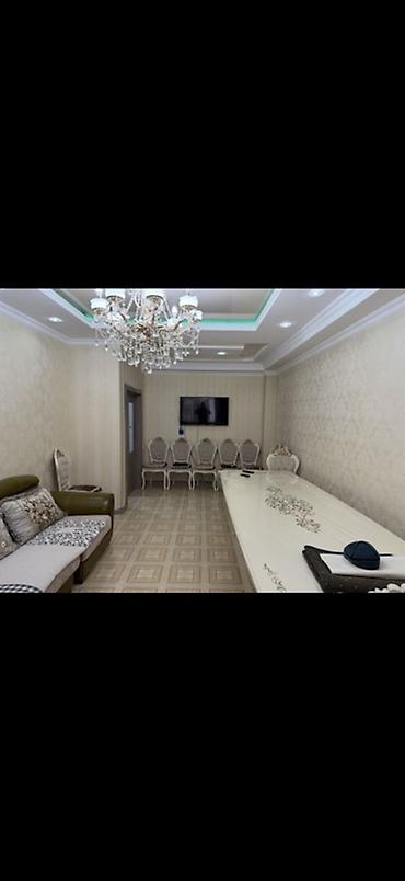 джалал: 2 комнаты, 80 м², Элитка, 7 этаж, Косметический ремонт — 1