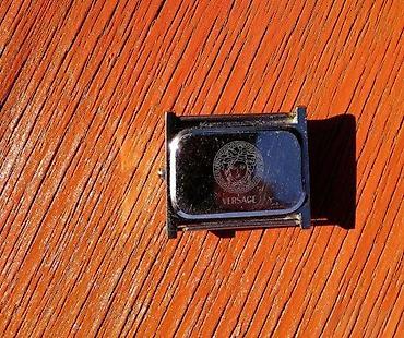 Ostali kućni aparati: Versace. Versace 6900 dinara Ispravan. Predivan Versace sat sa — 7