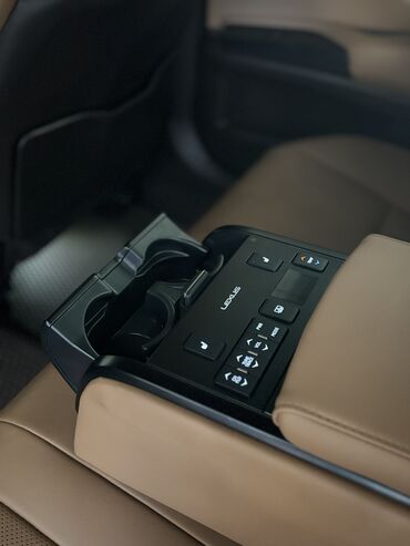 Lexus: Lexus ES: 2021 г., 2.5 л, Вариатор, Гибрид, Седан — 7