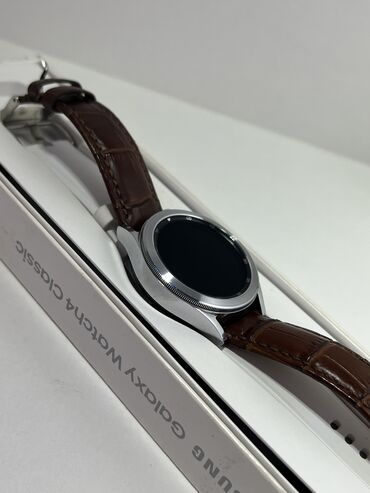 Наручные часы: Samsung Galaxy watch 4 40 mm Полный комплект Работоспособность-100%