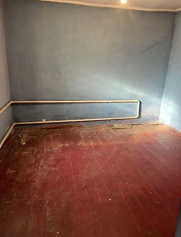 Продажа коттеджей и домов: Продается дом (55кв.м2) в Маевке. (первомайский район). В доме — 5