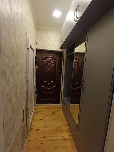 qurtulus 93 evler: Menzil Masazir dairesinden 500 m mesafede yerlesir.Temirlidir.Esyali — 3