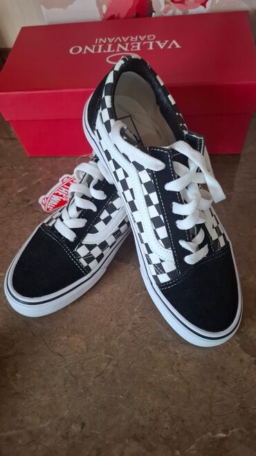 макаси мужские: Кроссовки, 39, Vans, Новый, цвет - Черный, Самовывоз