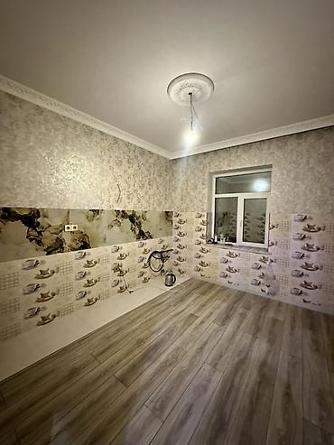 Kirayə qaraj: Obyekt: Qapalı qaraj və həyət məkanı Təsvir: - Tam qapalı, geniş — 10