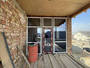 Пластиковые окна на заказ: Эшик терезе витражы двери и окно на заказ мрнимальная цена — 12