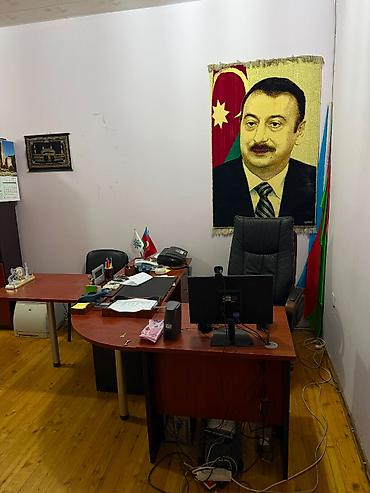 calışma masası azerbaycan: Ofis mebel ve avadanliqlari satilir cem.wekilde ciddi maraglan varsa — 2