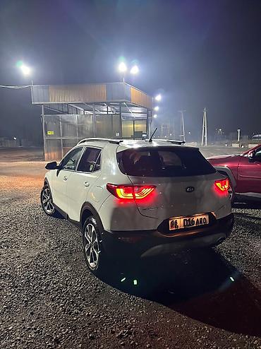 Kia: Kia Stonic: 2017 г., 1.4 л, Автомат, Бензин, Кроссовер at lalafo.kg — 6 Kia: Kia Stonic: 2017 г., 1.4 л, Автомат, Бензин, Кроссовер — 6