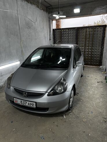 портер 2 сатып алам: Honda Fit: 2003 г., 1.3 л, Вариатор, Бензин, Хэтчбэк