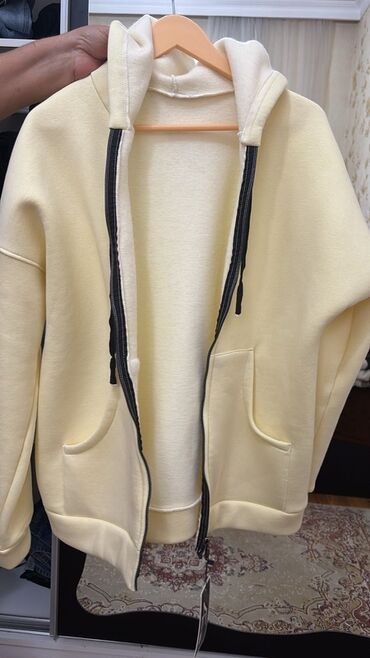 ищу сиделку для пожилой женщины: Fotoqrafiya xidməti – portret və dostlarla çəkilişlər Xidmətin