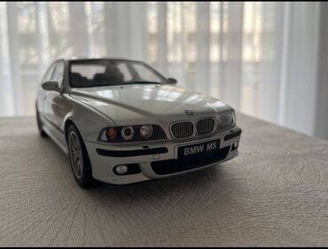 Avtomobil modelləri: BMW, 1996 il, 1:18, Ünvandan götürmə, Ödənişli çatdırılma