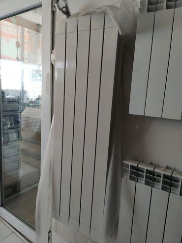 yapışqan panel: Panel Radiator