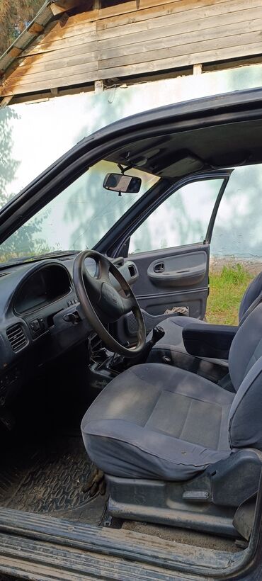 kia spor: Kia Sportage: 1992 г., 2 л, Механика, Дизель, Внедорожник