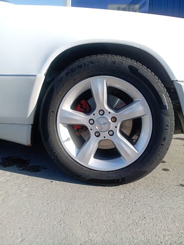 Disk təkərlər: İşlənmiş Disk təkər Mercedes-Benz 215 / 55 / R 16, 5 Boltlu