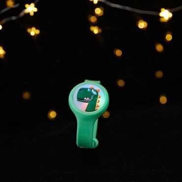 Другие товары для детей: Детский силиконовый светящийся браслет от камаров