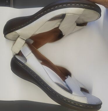 bele sandale na pertlanje: Sandals, 39