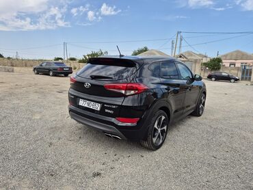 Hyundai Tucson: 1.6 l | 2016 il Krossover