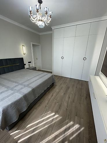 двухэтажные дома: 6 комнат и более, 222 м², 6 соток, Бишкек, Ак-Орго ж/м Собственник — 6