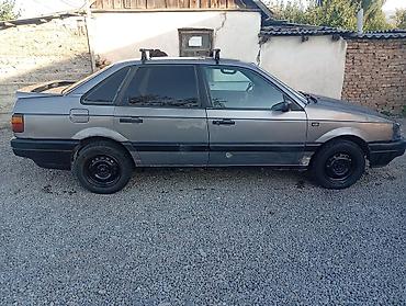 к3 2021: Volkswagen Passat: 1991 г., 1.8 л, Механика, Бензин, Седан — 2