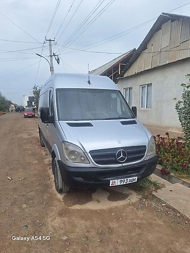 Mercedes-Benz Sprinter (длинная база, высокий кузов), серебристый