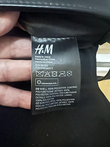 Çantalar: Qara çiyin çantası – yumşaq kvadrat kapitone dizayn - Rəng: Qara - — 6