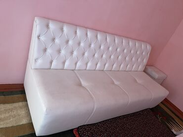 Салонные кресла: Продается диван и кресла 2 шт для салон красоты или в мед клиники