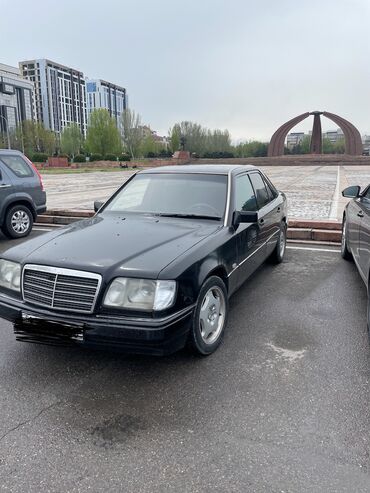ауди 1995: Mercedes-Benz 
