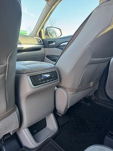Toyota: Toyota Highlander: 2015 г., Автомат, Бензин, Кроссовер — 8