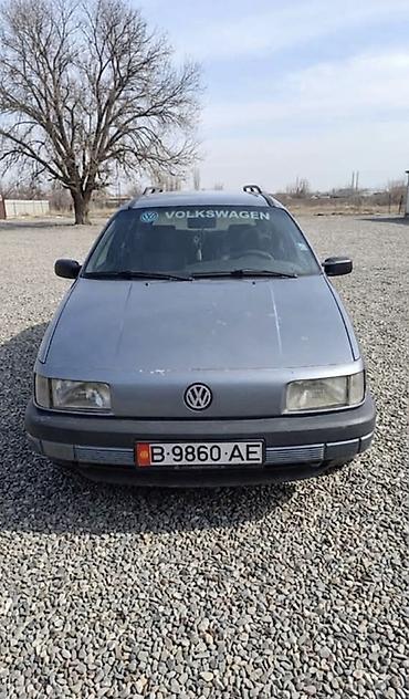 пл: Volkswagen Passat: 1988 г., Хэтчбэк — 1