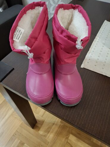 obuca trend leskovac: Boots, Size - 33