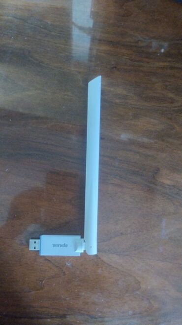 антирадар и видеорегистратор 2 в 1: Беспроводной USB-адаптер Tenda с внешней поворотной антенной