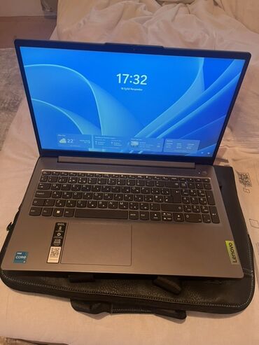 Masaüstü kompüterlər və iş stansiyaları: Lenovo noutbuk - Model xətti: Lenovo (15.6" ölçülü ekran) - Ekran